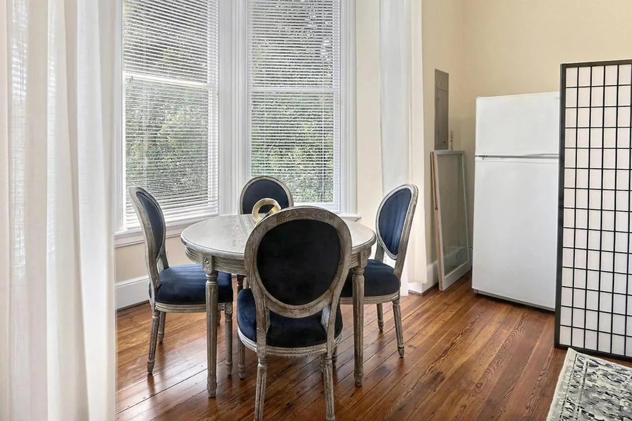 Charlton On Lafayette Apartment Savannah