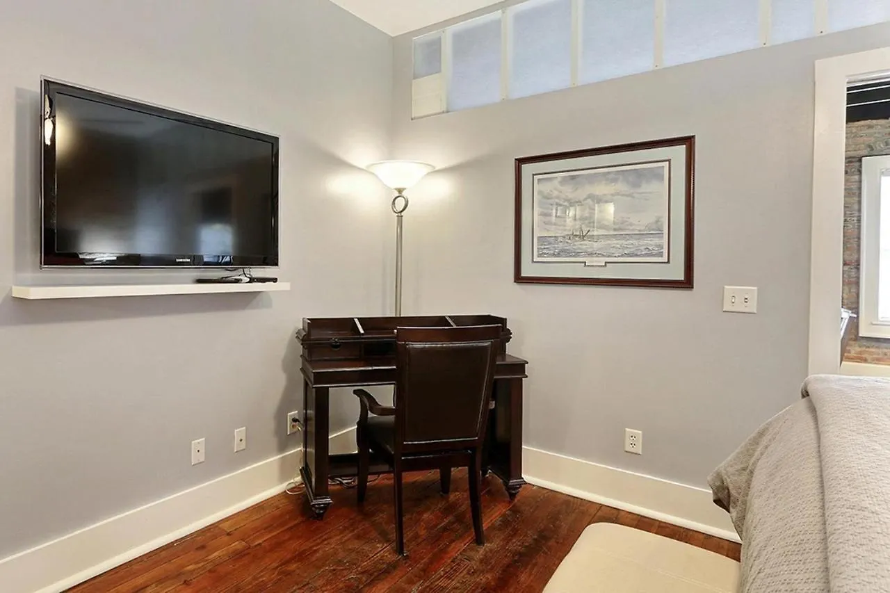 Ellis Square Loft Holiday home Savannah