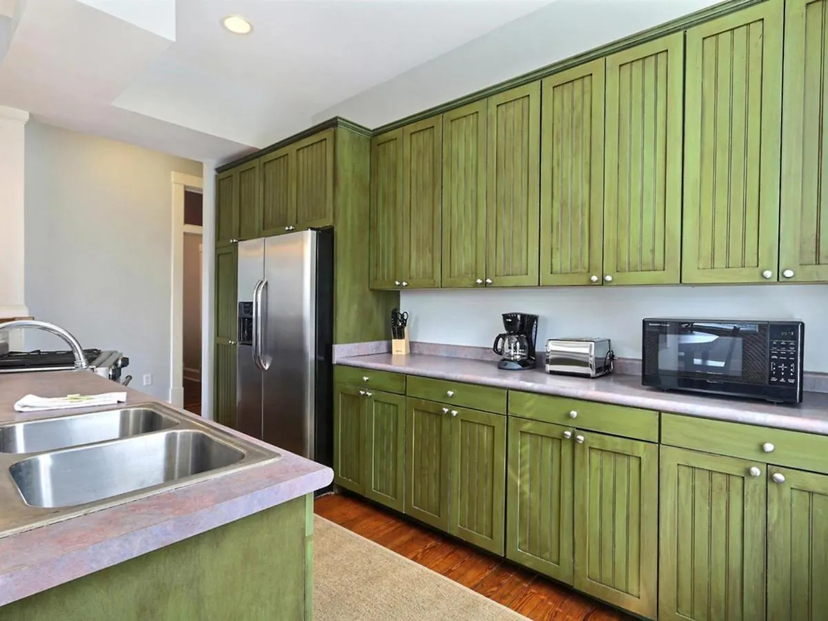 Lafayette Row Unit 2 *