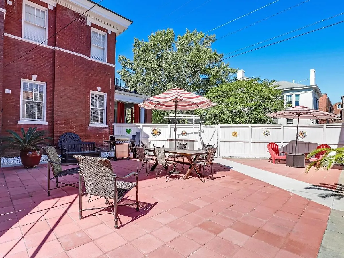Apartment Drayton Place 3 *