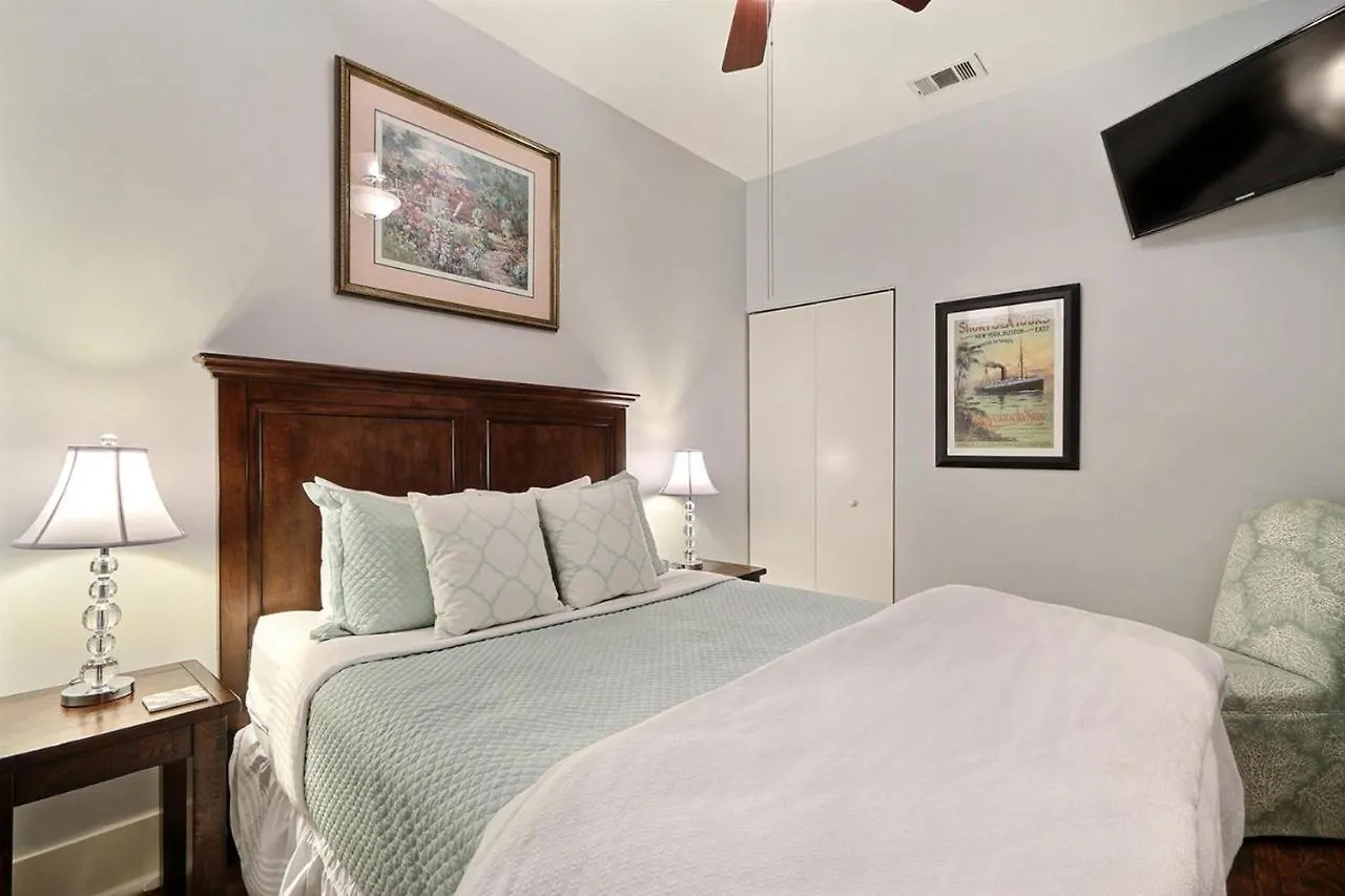 Ellis Square Loft Savannah