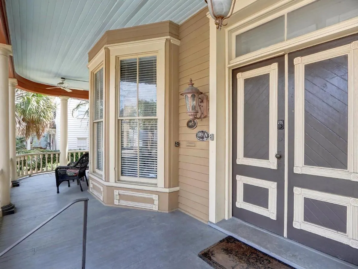 Holiday home Parlor On Park *