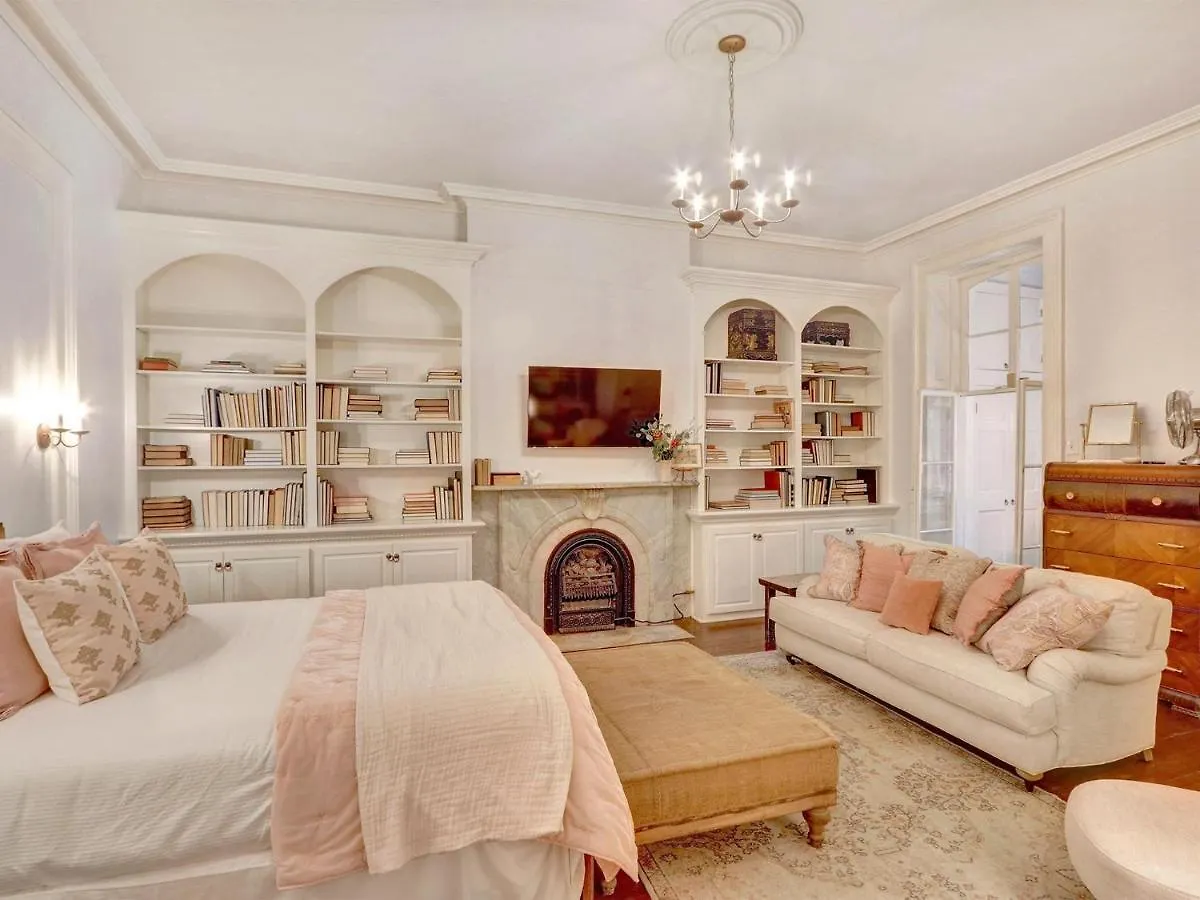 Elsewhere On Madison Square Holiday home Savannah