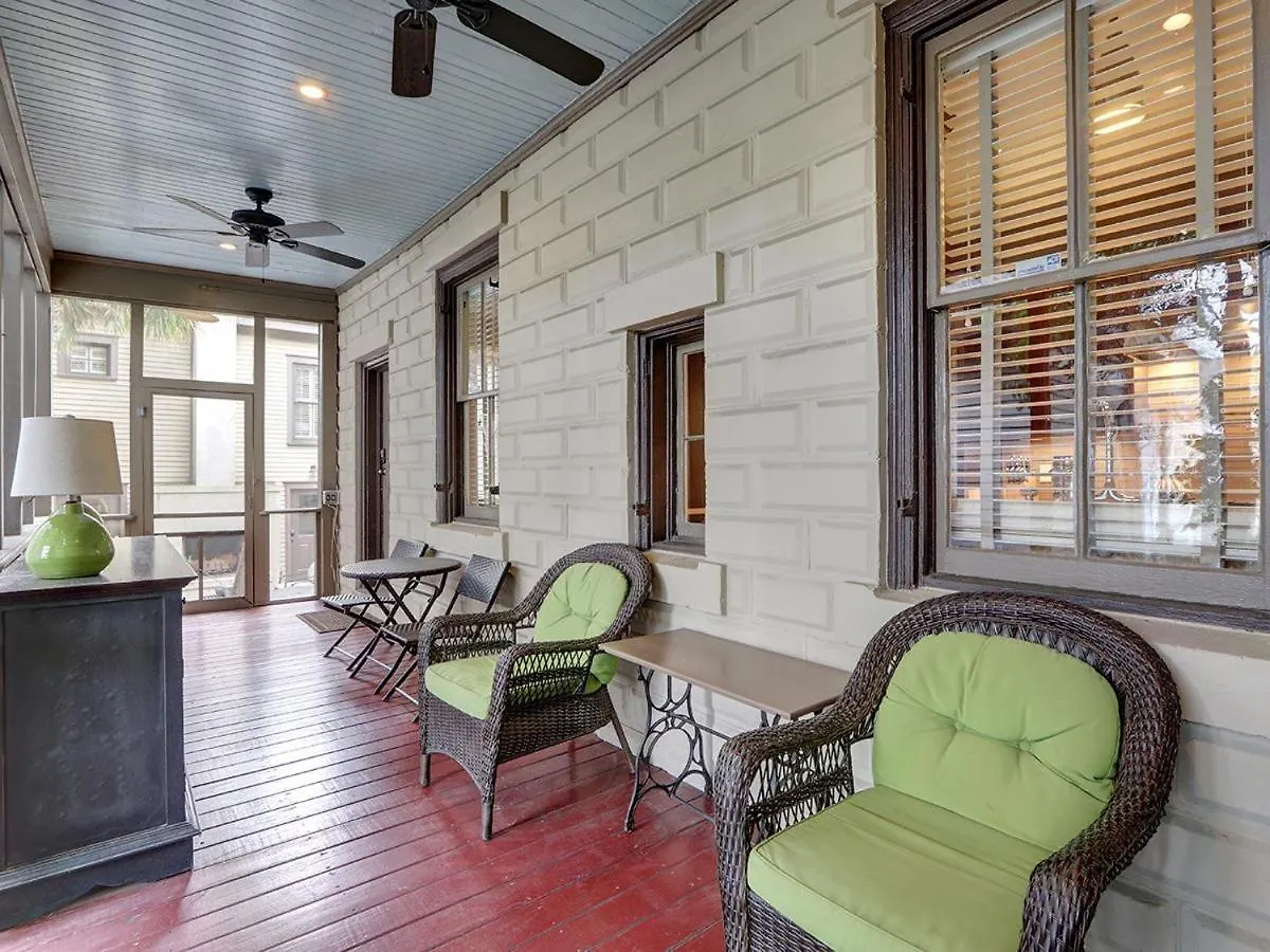 Southern Elegance Main House Holiday home *
