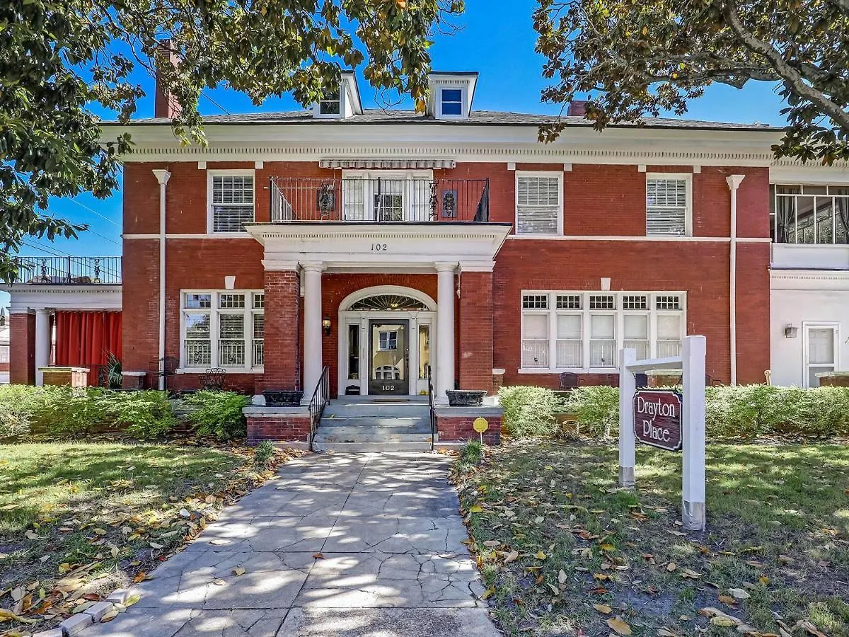 Drayton Place 4 * Savannah
