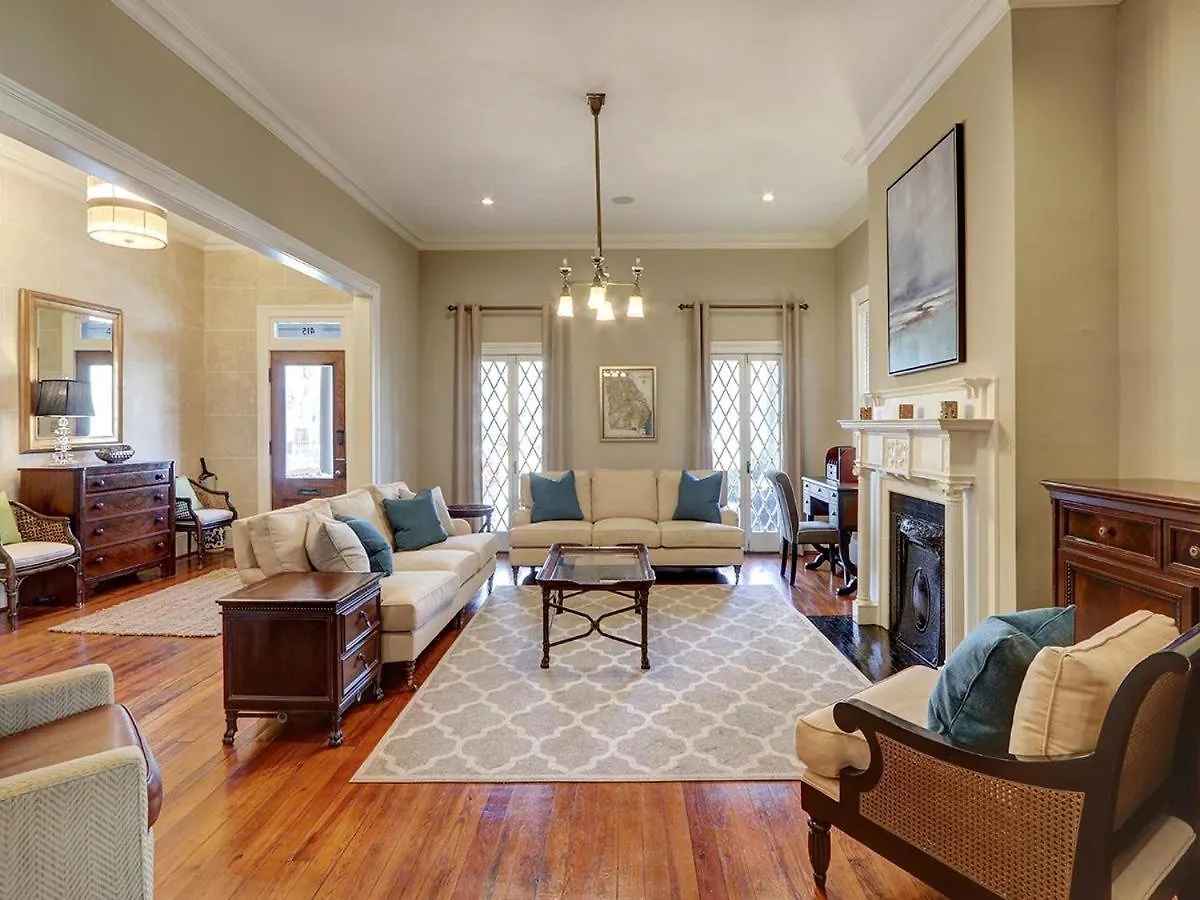 Holiday home Southern Elegance Main House