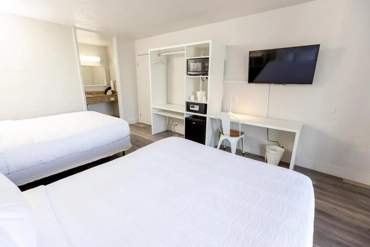 Oneway Hotel Savannah