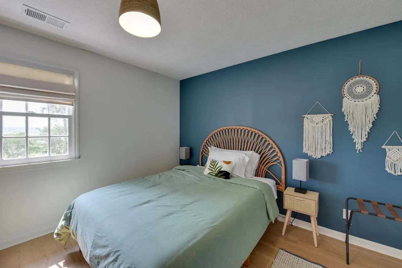 Chic Georgia Getaway With Pool And Deck, Near Beaches! Savannah