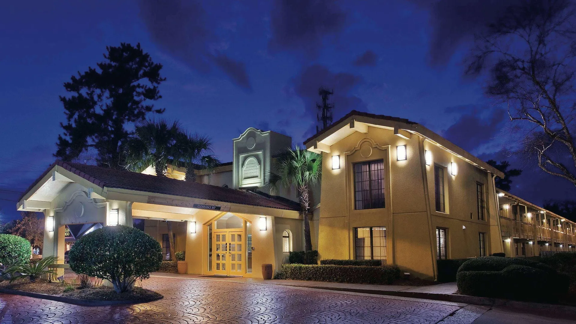 Hotel La Quinta By Wyndham Midtown Savannah