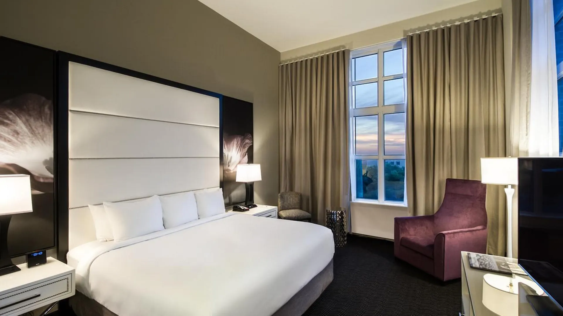 Tryp By Wyndham 4*