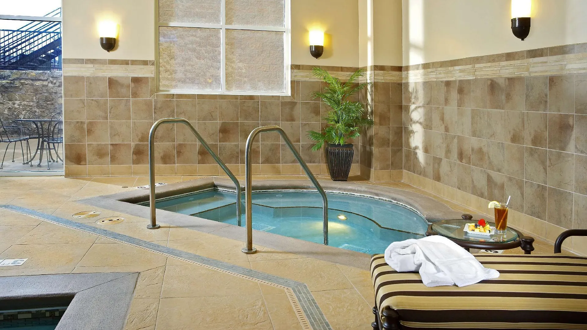 Tryp By Wyndham 4*