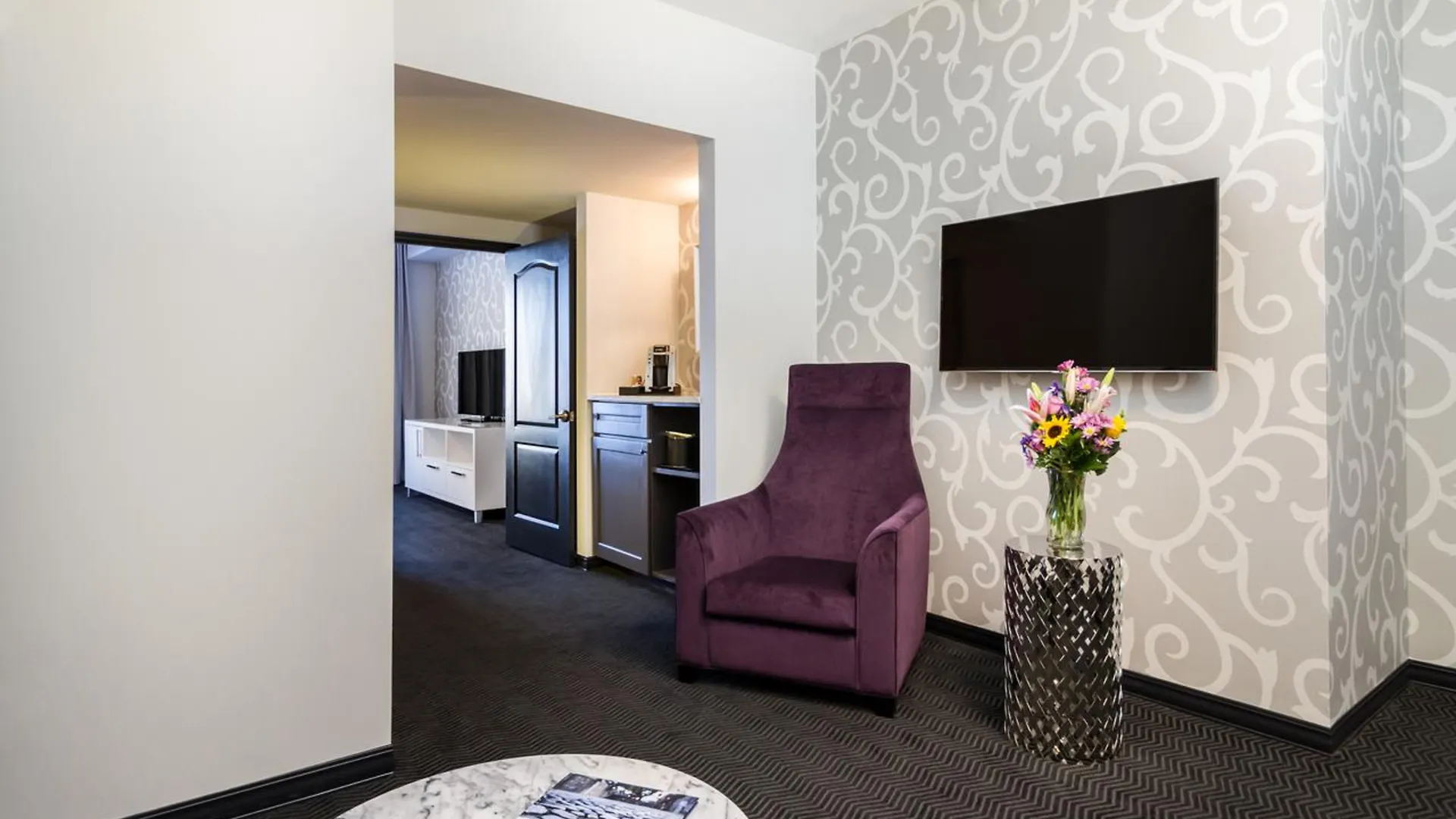Tryp By Wyndham 4* Savannah