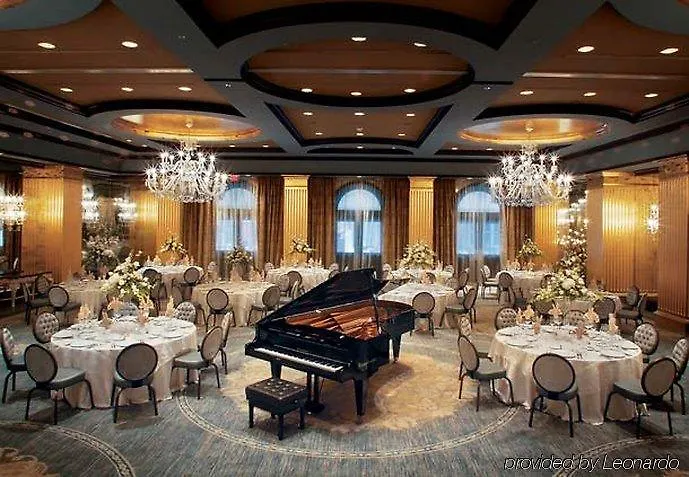 Mansion On Forsyth Park