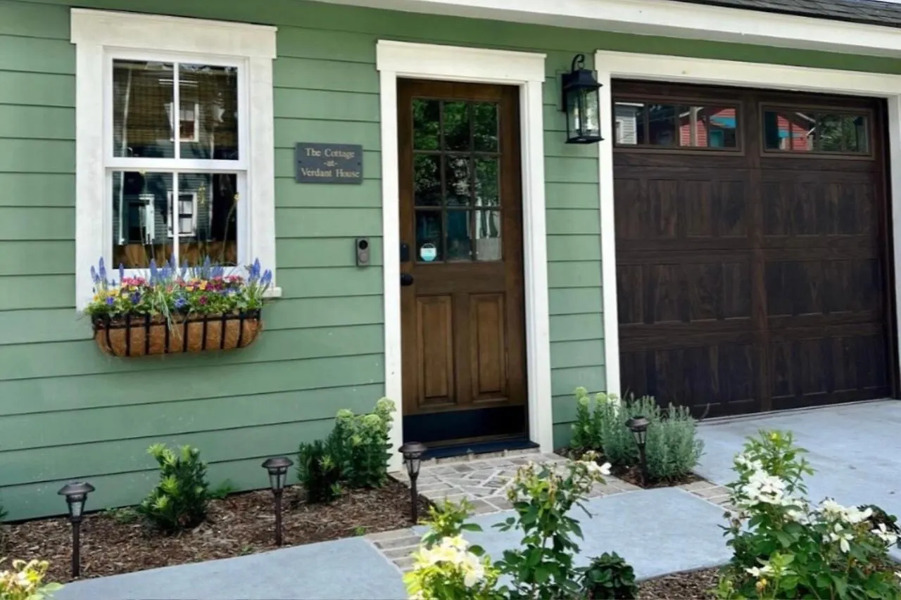 New Construction In Downtown Arts District Holiday home