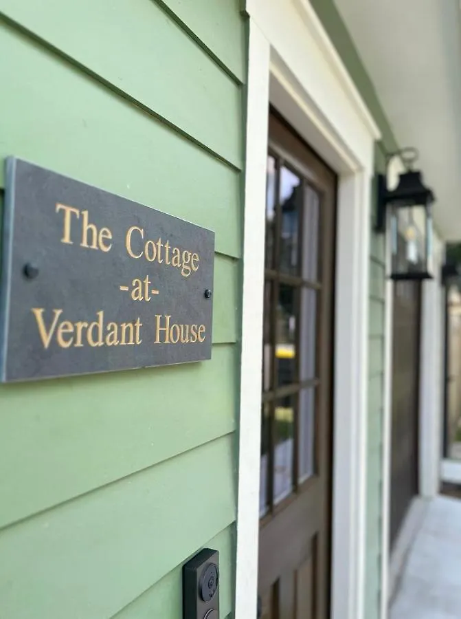 New Construction In Downtown Arts District Holiday home *