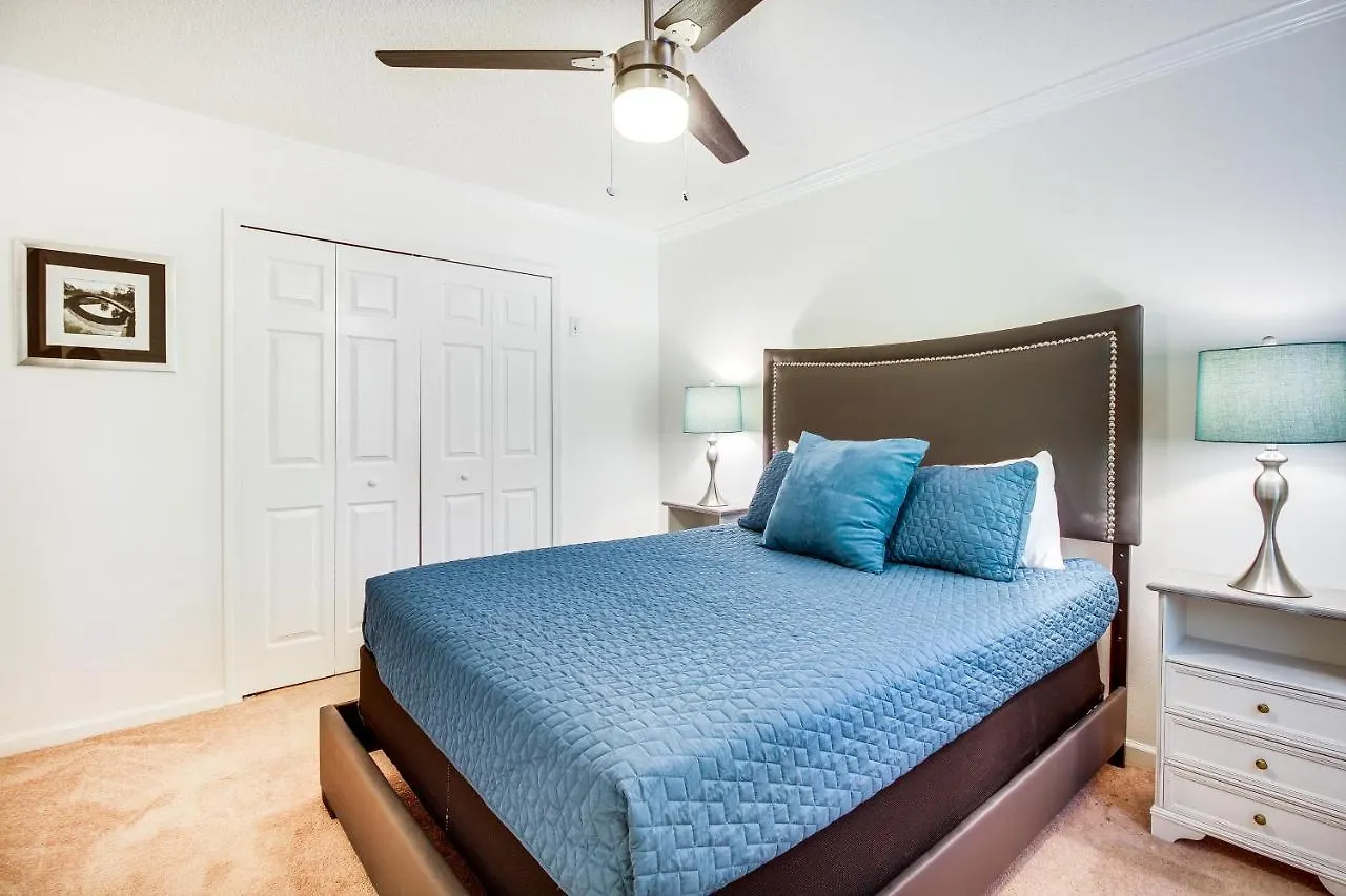 Holiday home Charming Vacation With Game Room!
