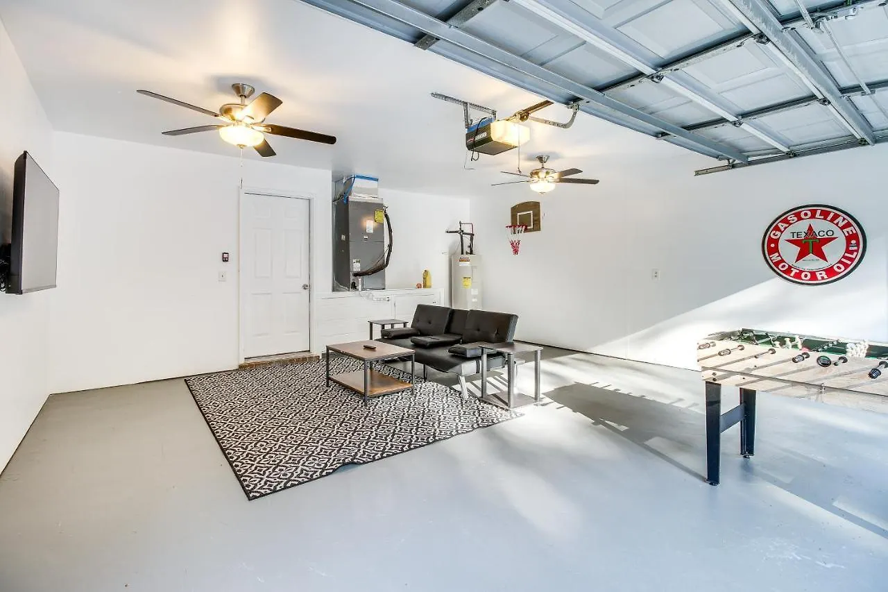 Charming Vacation With Game Room! Holiday home Savannah