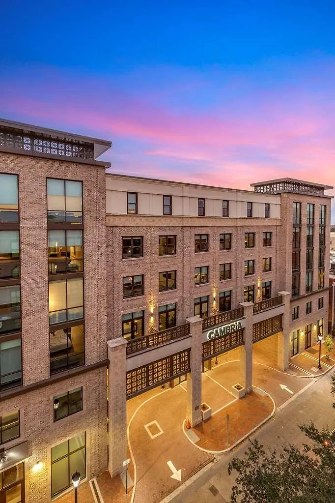 Cambria Downtown Historic District Hotel *