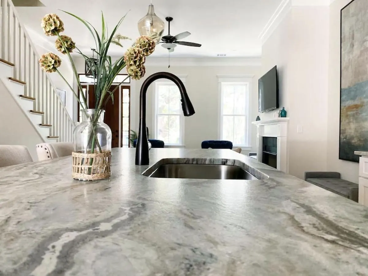 Magnolia Estate In Downtown Holiday home *