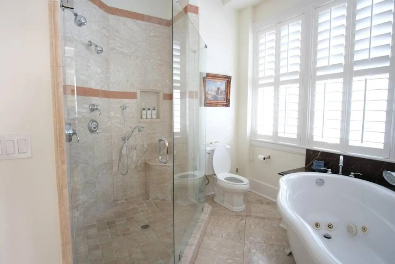 8br Historic Hamilton House Holiday home