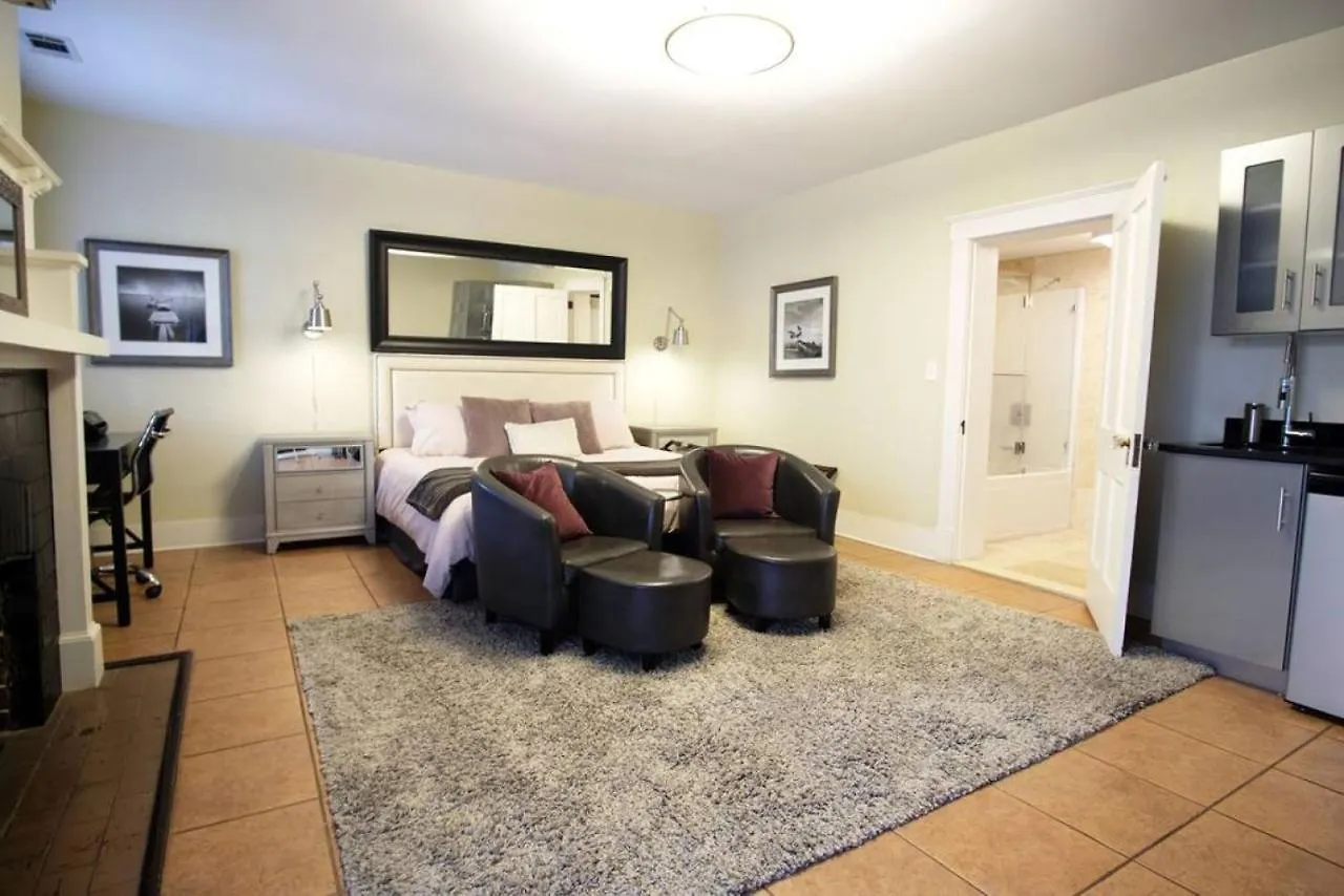 Holiday home 8br Historic Hamilton House