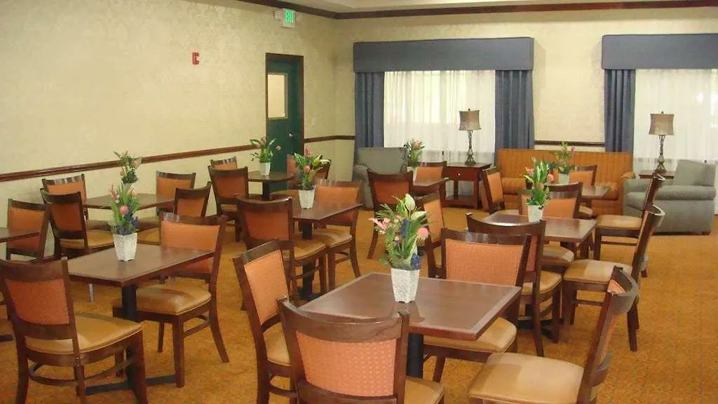 Country & By Radisson, Airport, Ga Savannah