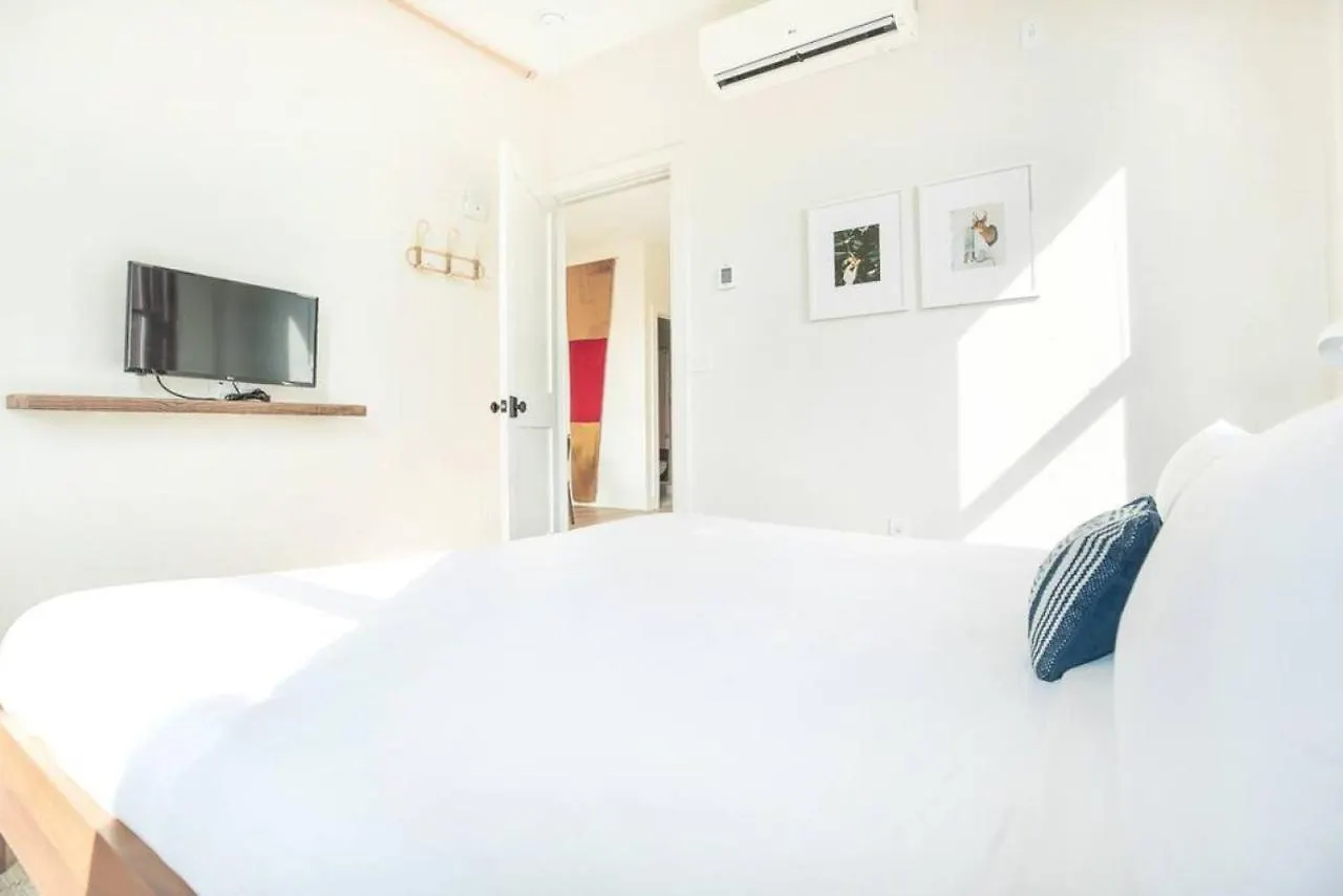 Bright King Bedroom In Downtown * Savannah
