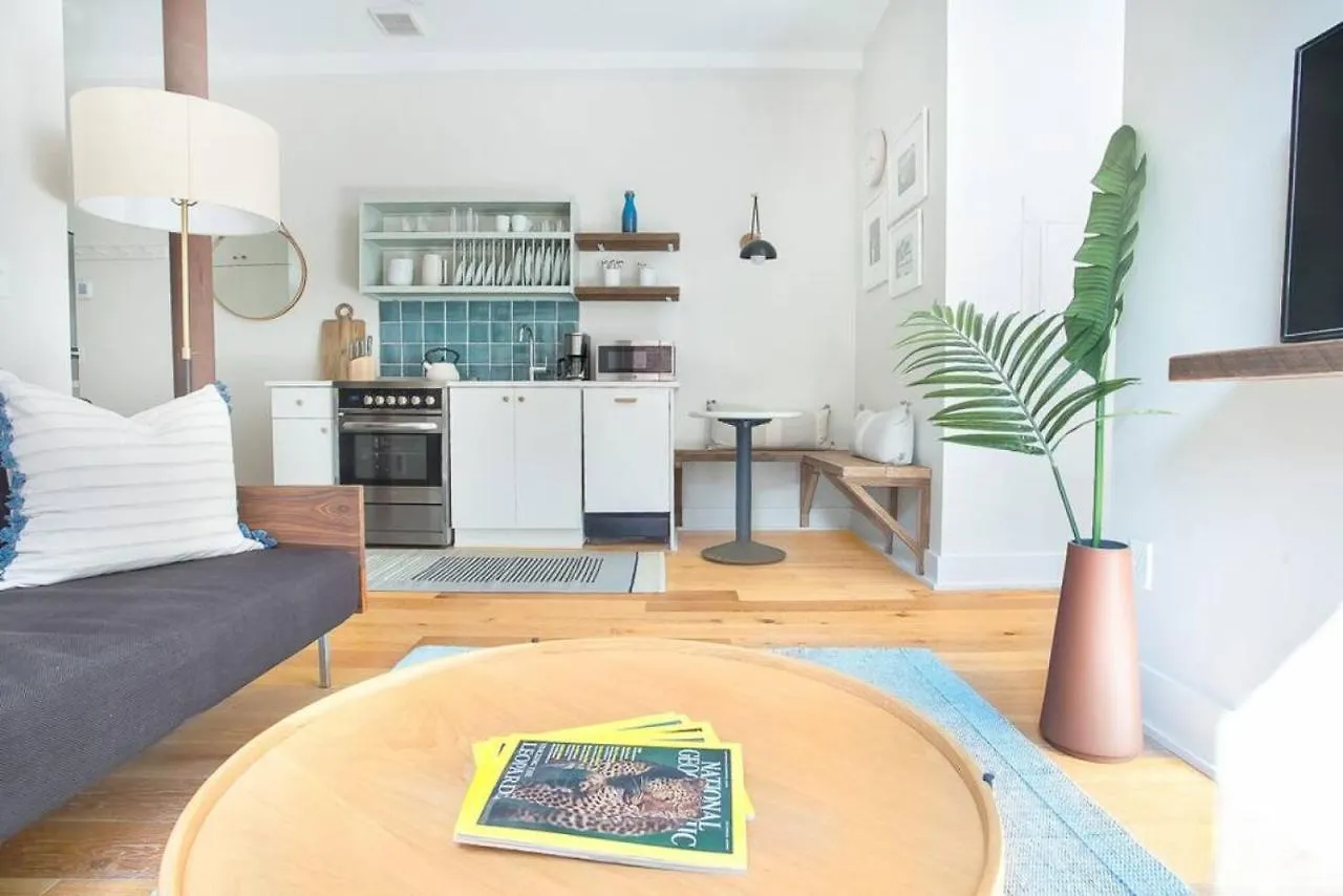 Apartment Downtown Loft Near Everything *