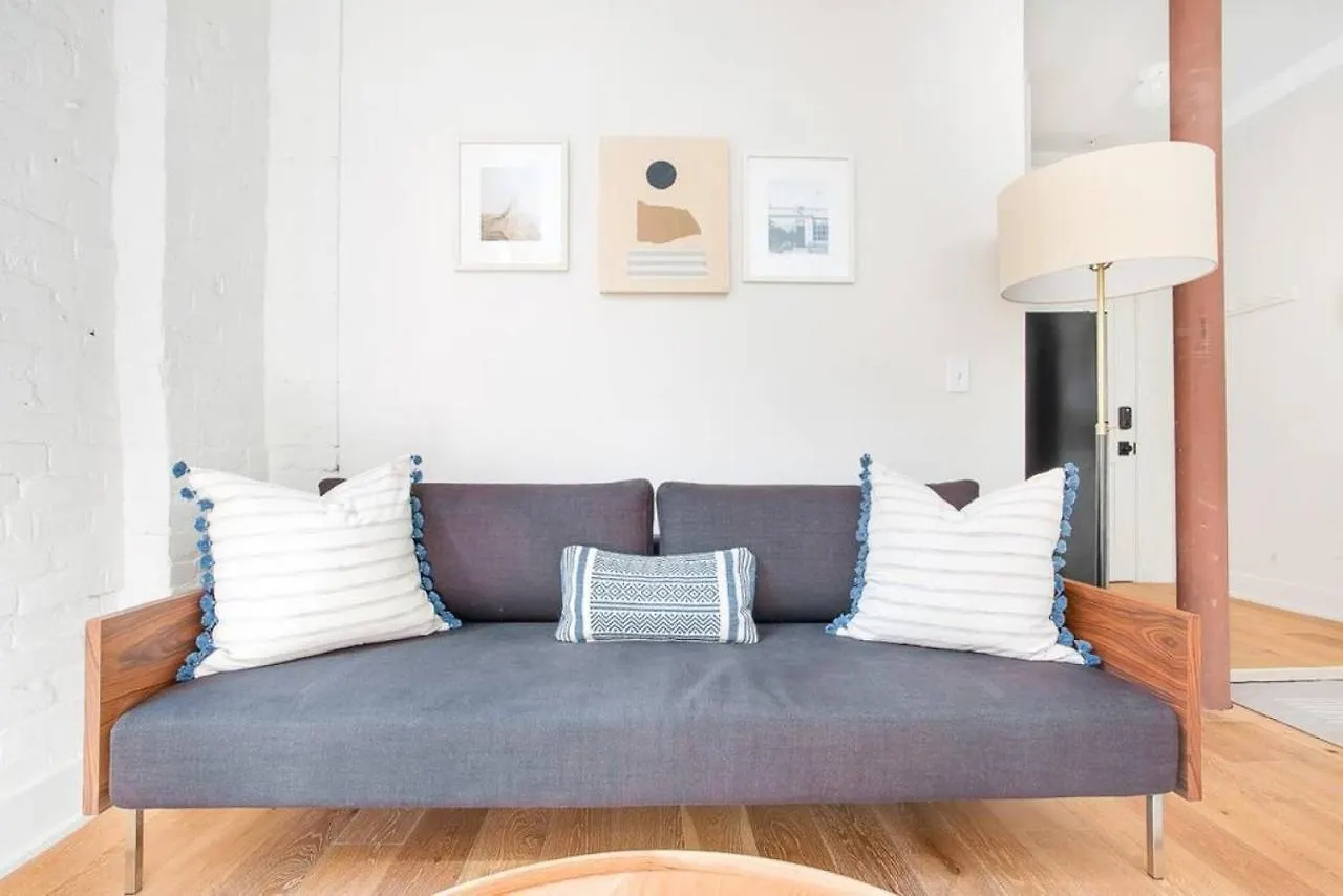 Downtown Loft Near Everything *