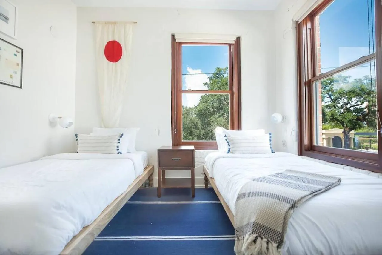 Holiday home 2br In Downtown *