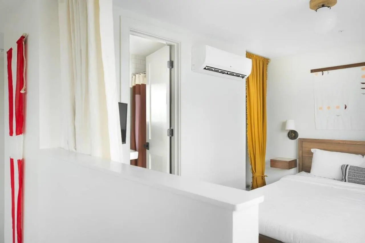 2br Loft With Terrace Savannah