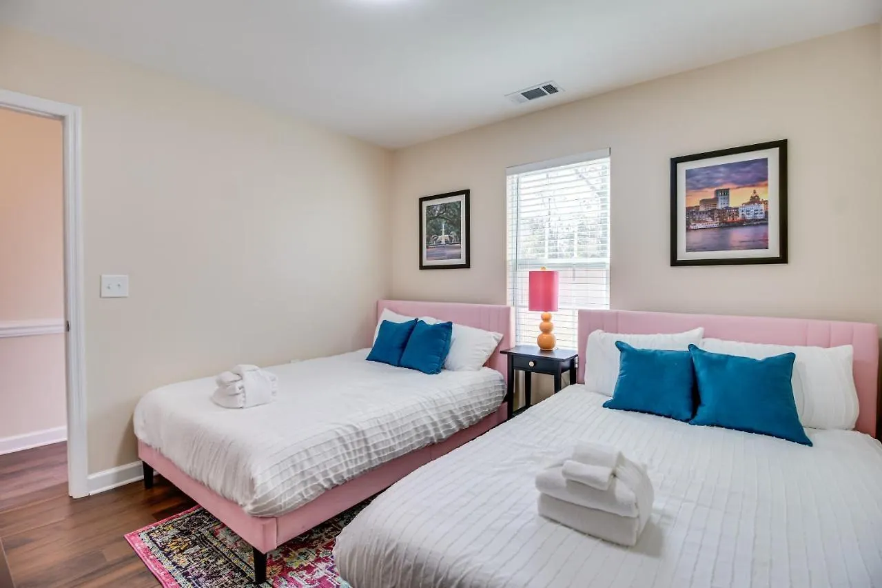Family Near Downtown And Convention Center! * Savannah