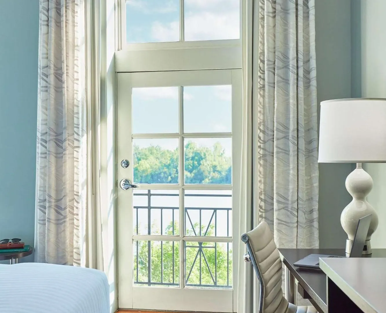 Hotel The Cotton Sail - Tapestry Collection By Hilton Savannah