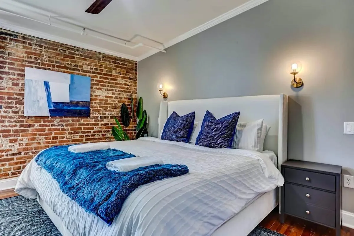 아파트 West End Loft - Downtown 5 Min Walk To River St