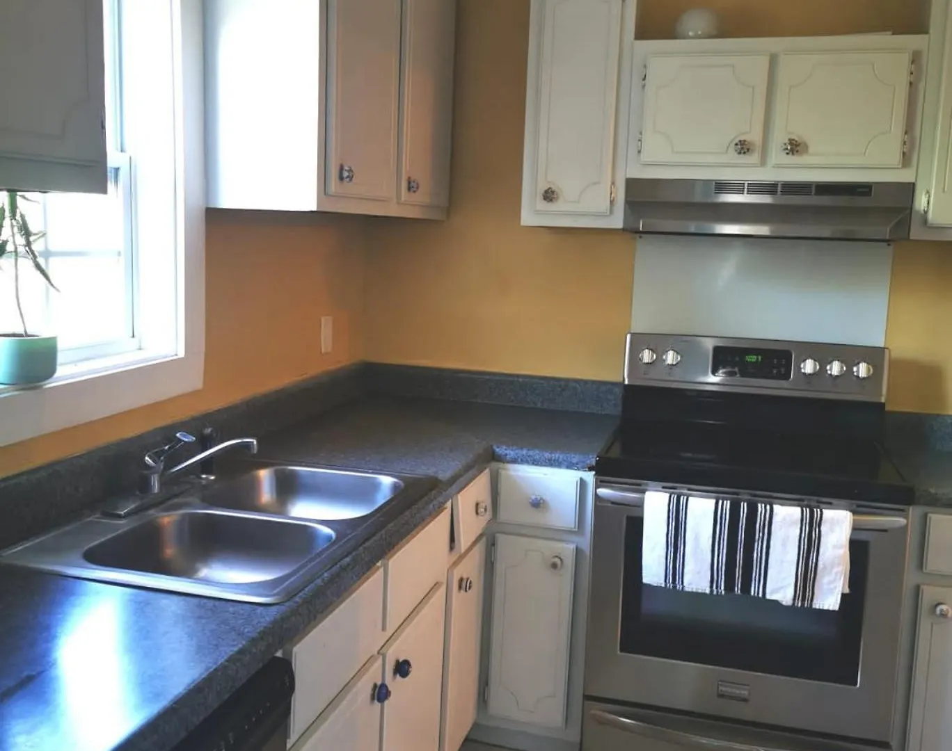The Harmony House Apartment