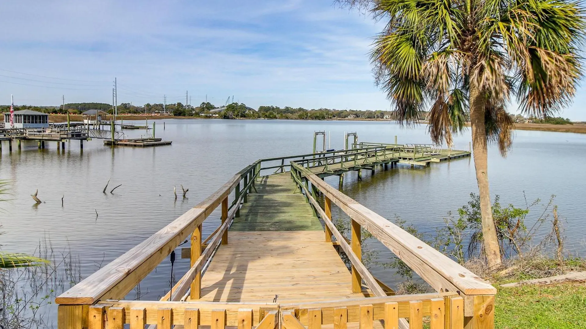 Riverfront Getaway With Pool And Dock! Savannah