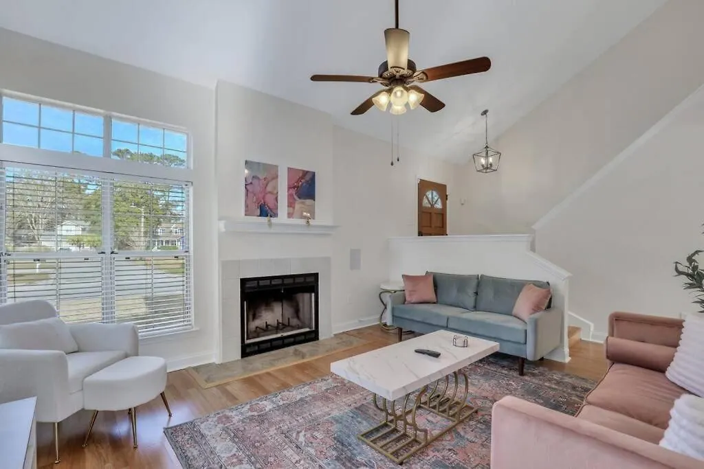 The Dream House: 3 Bed 3 Bath
