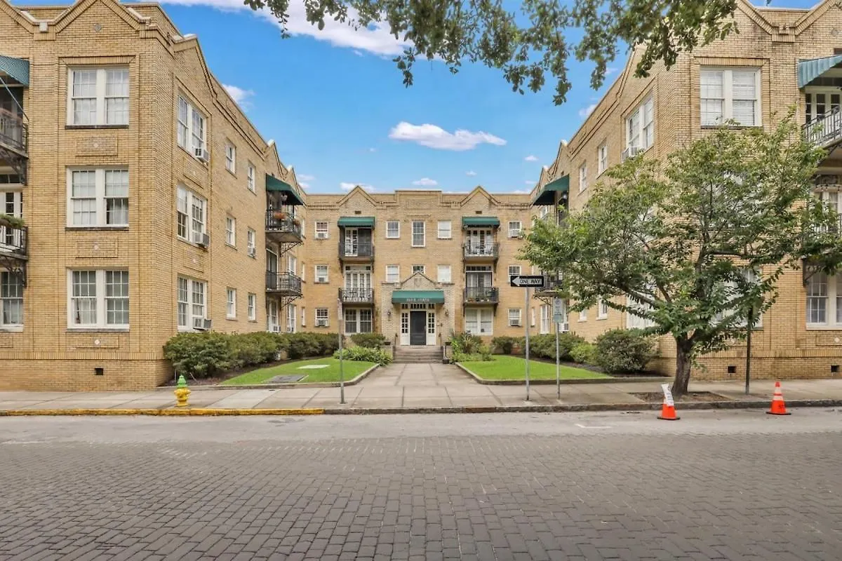 The Graham On Oglethorpe Square *