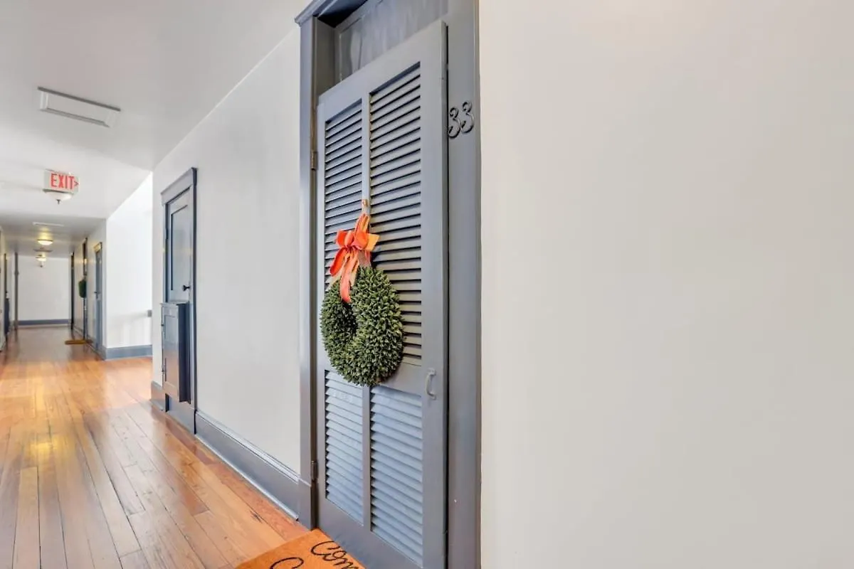 The Graham On Oglethorpe Square Holiday home *