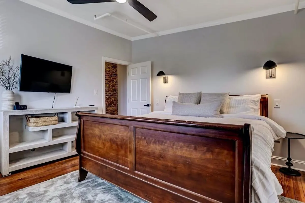아파트 West End Loft - Downtown 5 Min Walk To River St *