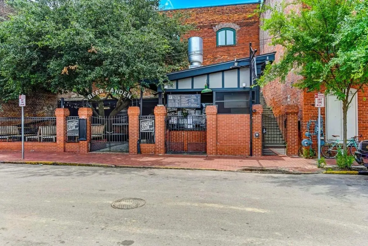 아파트 West End Loft - Downtown 5 Min Walk To River St