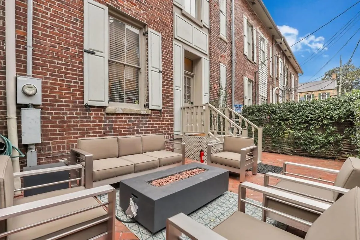 Holiday home The Palm House-downtown Private Patio Luxury