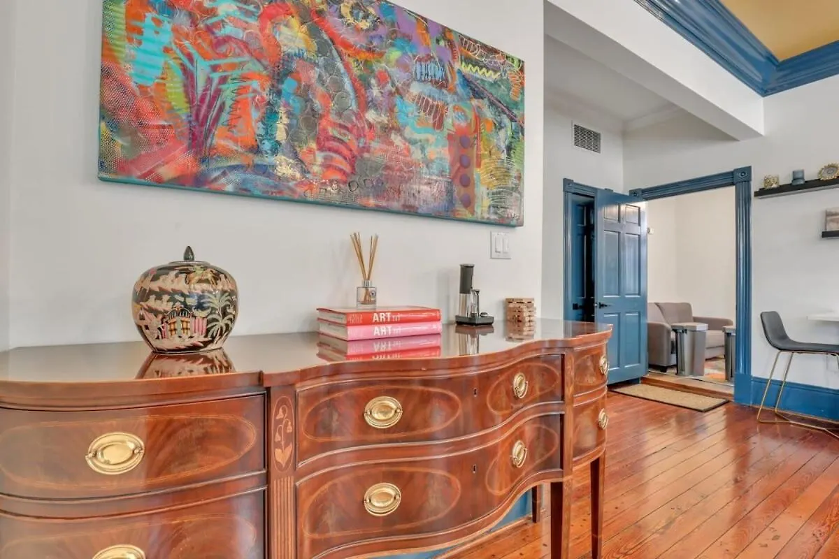 The Palm House-downtown Private Patio Luxury * Savannah