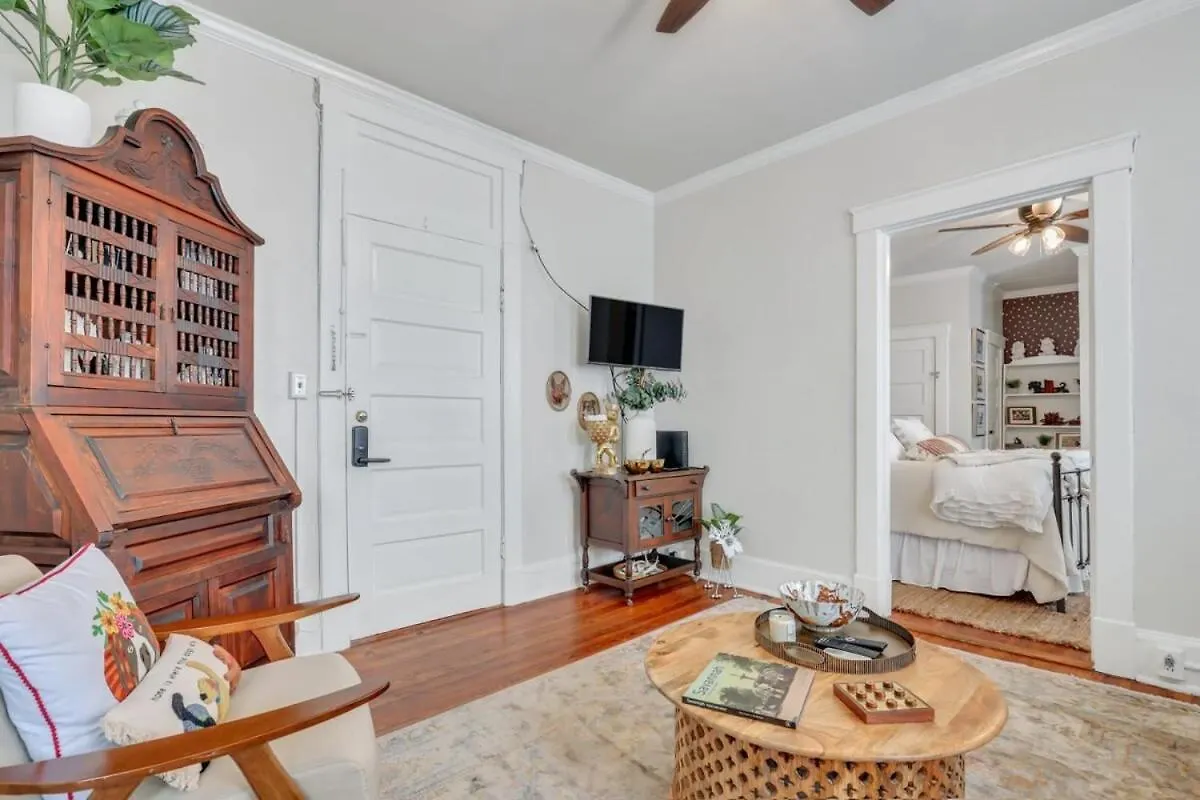 Southern Belle On Oglethorpe Square Holiday home