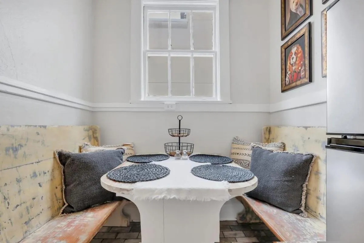 Southern Belle On Oglethorpe Square Holiday home