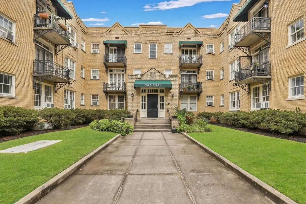 Holiday home Southern Belle On Oglethorpe Square *