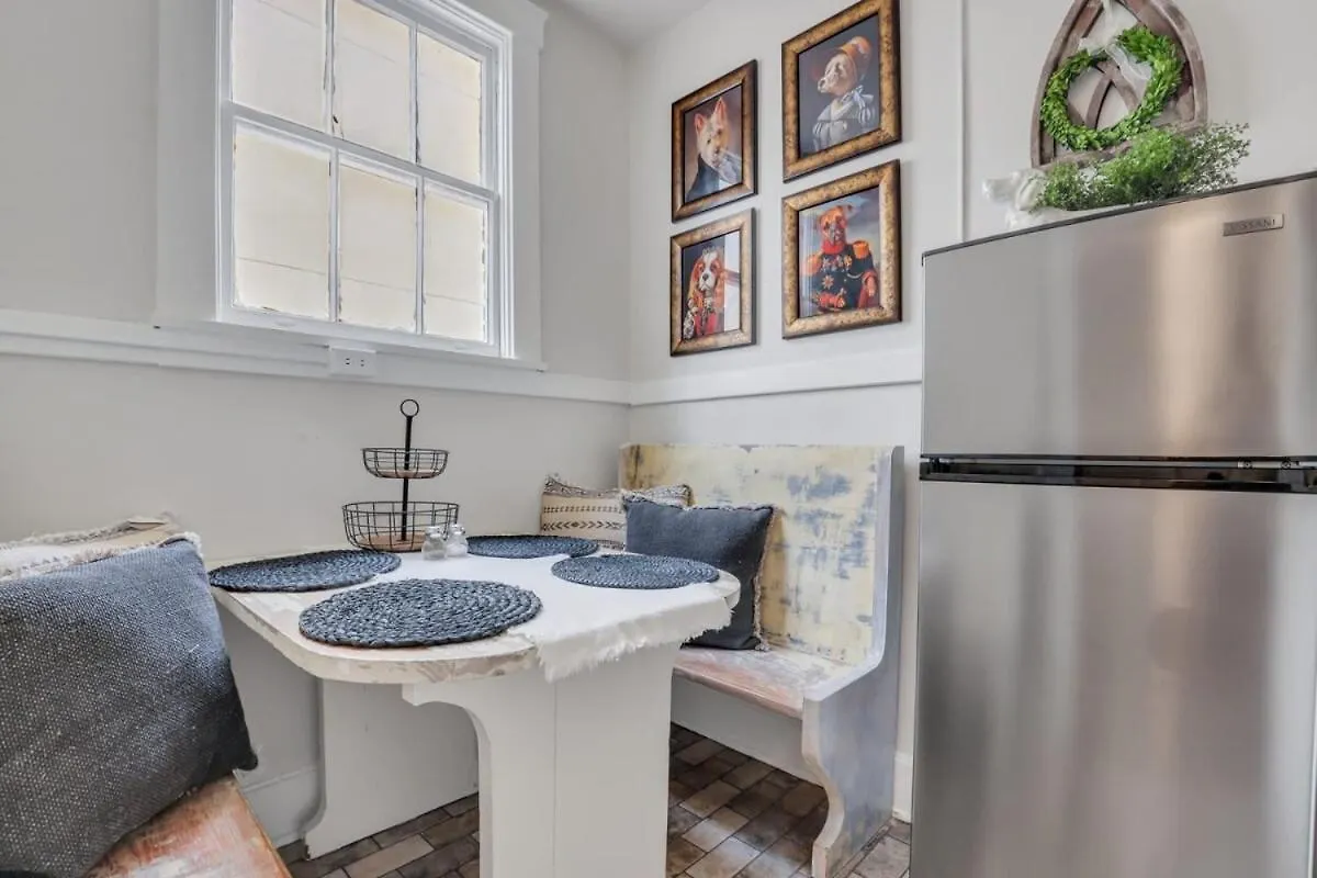 Southern Belle On Oglethorpe Square Holiday home