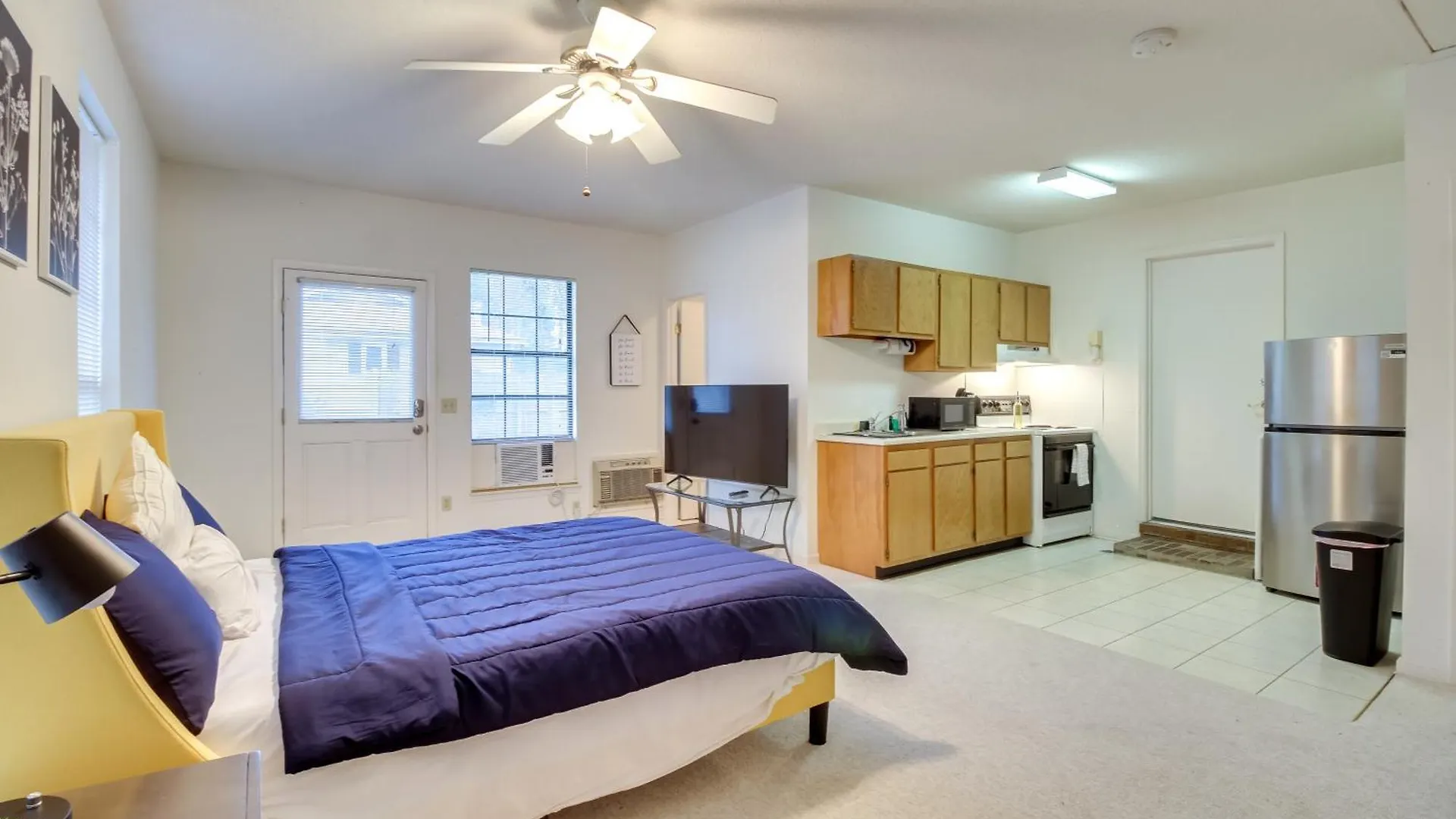 Cozy Studio About 10 Mi To Tybee Island! *