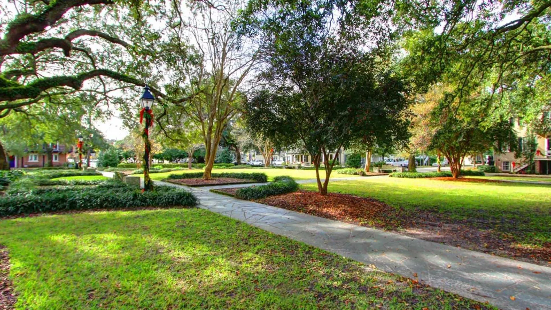 Washington Square Manor Holiday home Savannah