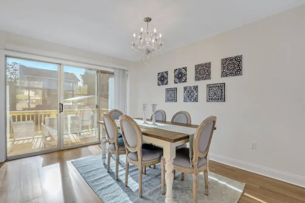 Apartment The Dream House: 3 Bed 3 Bath *